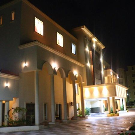 Rk - Inn Premium Suites Bangalore Extérieur photo