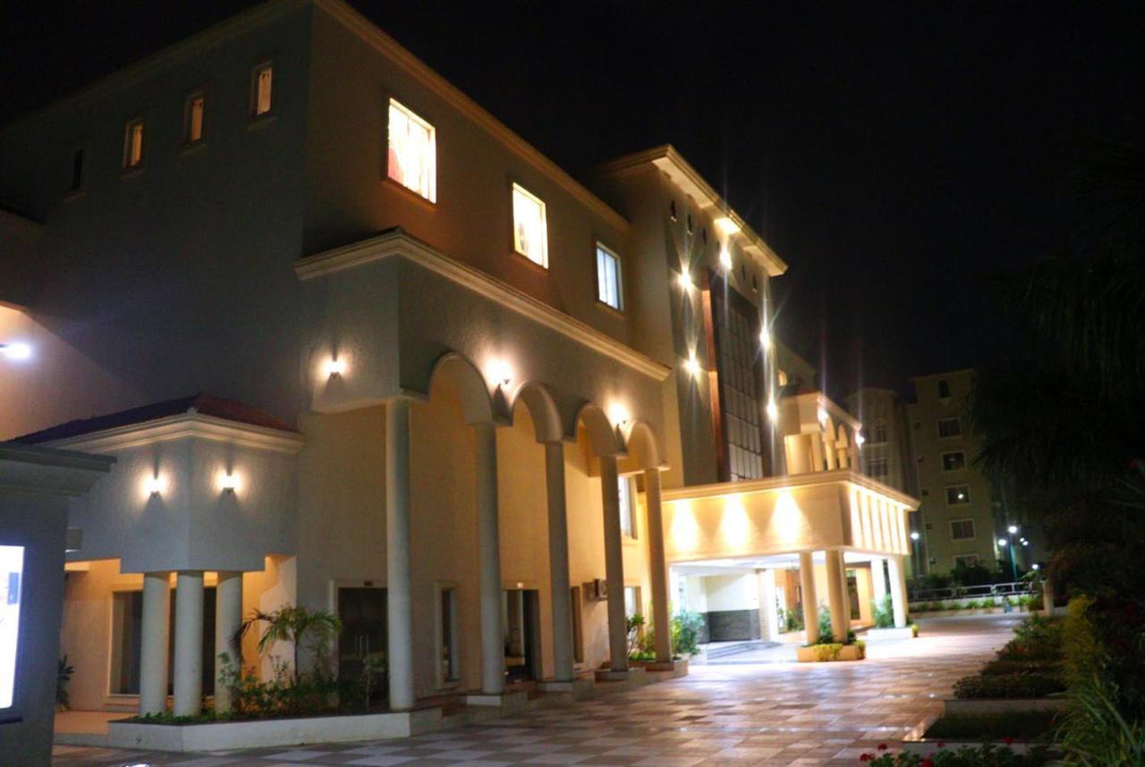 Rk - Inn Premium Suites Bangalore Extérieur photo